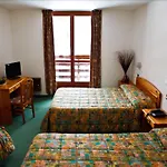 Club Solaris Hotel