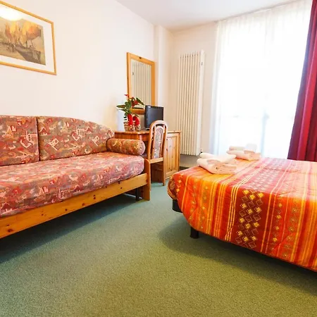 Club Solaris Hotel