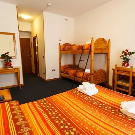 Club Solaris ホテル 3*