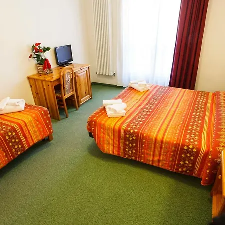 Club Solaris Hotel 3*