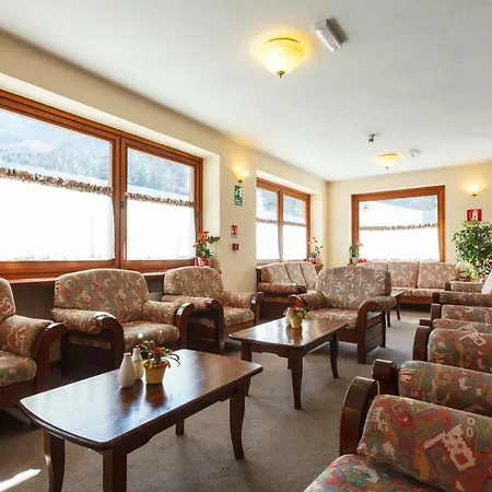Club Solaris Hotel