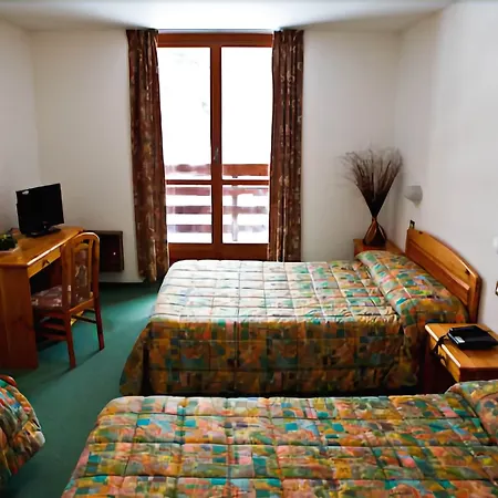 Club Solaris Hotel