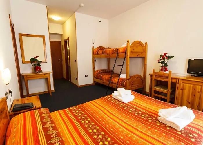 Club Solaris Отель 3*